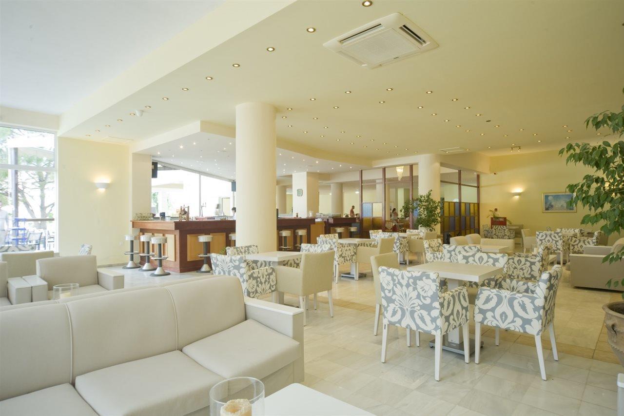Maravel Star Art Hotel Adelianos Kampos Ngoại thất bức ảnh